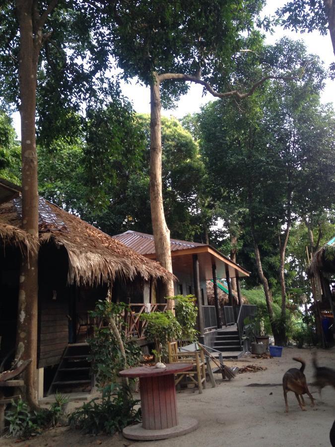 Art Garden Hotel Koh Lipe Bagian luar foto